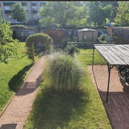 La Maison Ensoleillee بيت ضيافة *